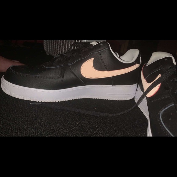 Nike Air Force 1 Low '07 LV8. Size 14 in men’s. Mint condition. - Picture 2 of 3